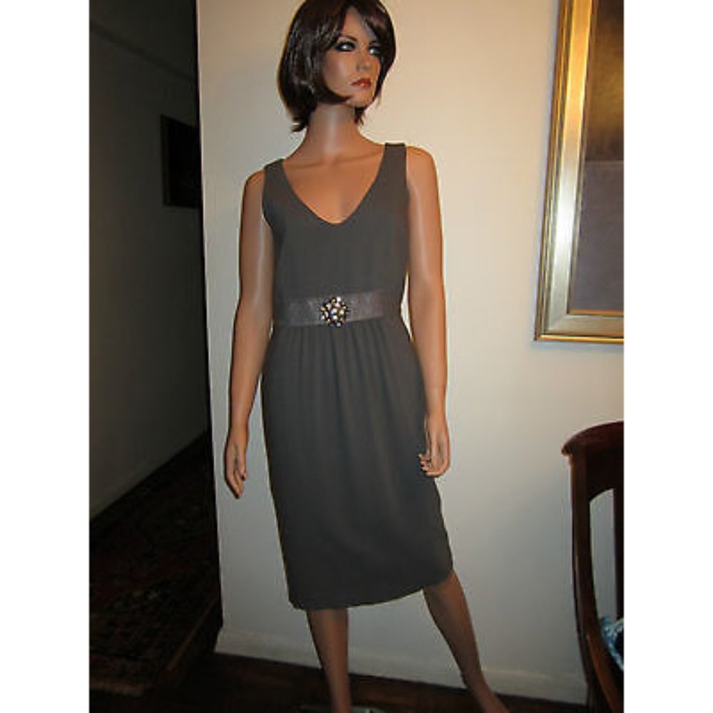 Valentino 6 Gray Light Wool Sheath Dress Beaded Flower 6 Sleeveless --Superb!